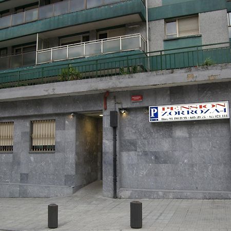 Pension Zorroza 1 Bilbao Bagian luar foto