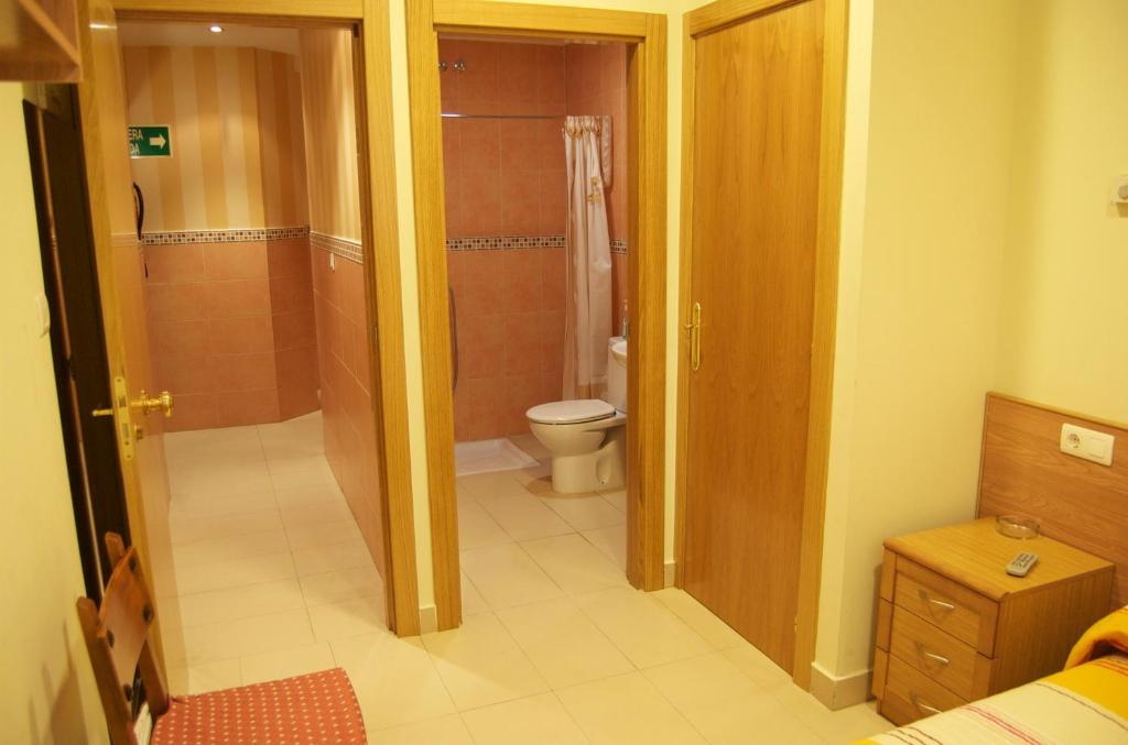 Pension Zorroza 1 Bilbao Ruang foto