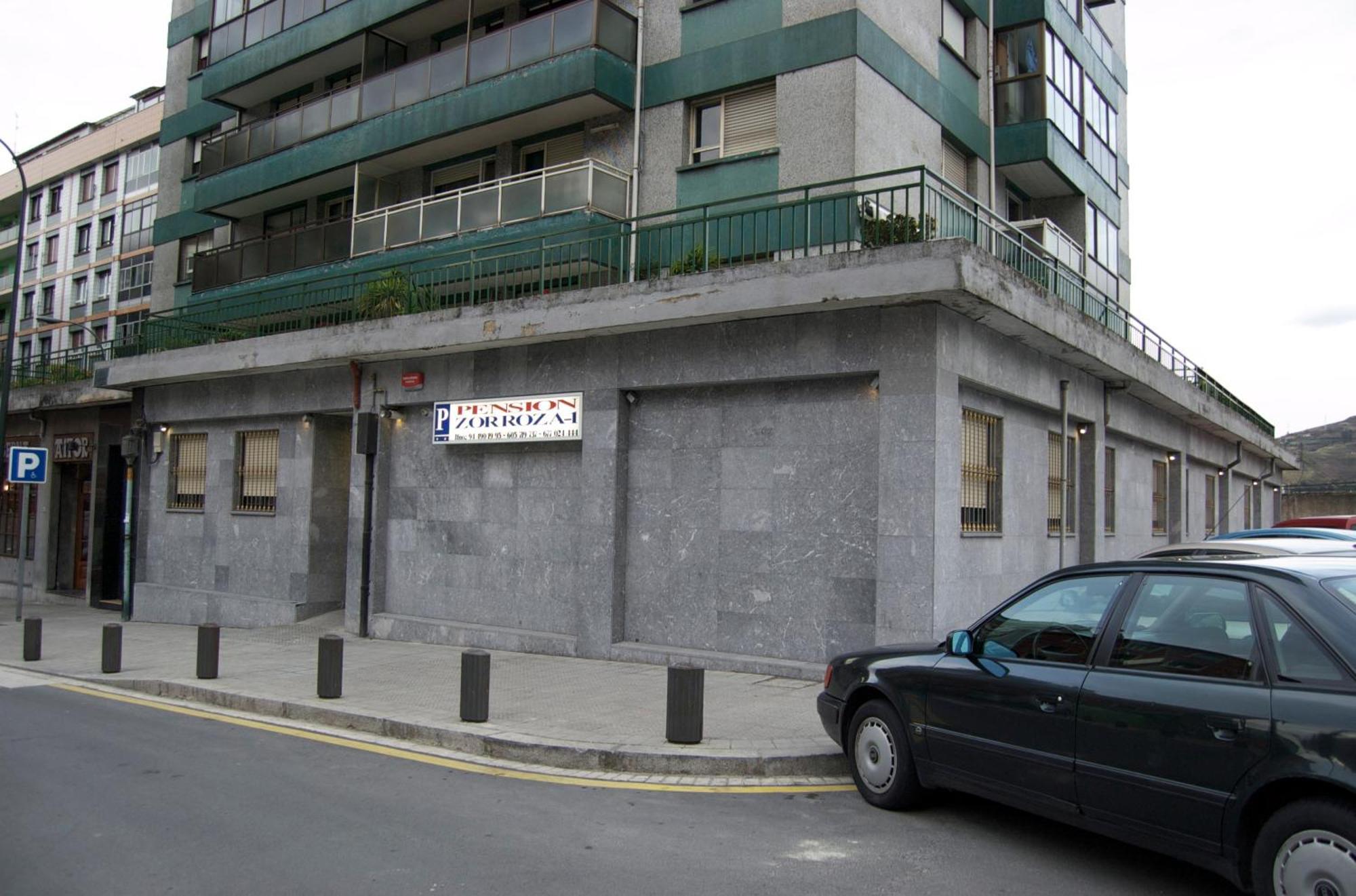 Pension Zorroza 1 Bilbao Bagian luar foto